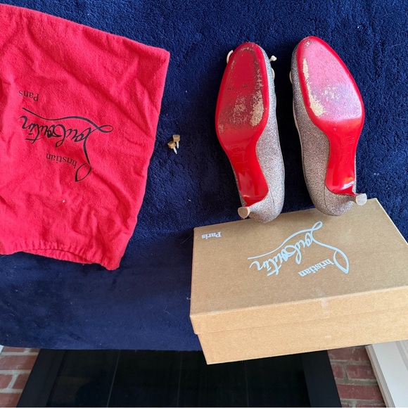 Christian Louboutin Silver Glitter Kitten Heels with Bow - Picture 2 of 3